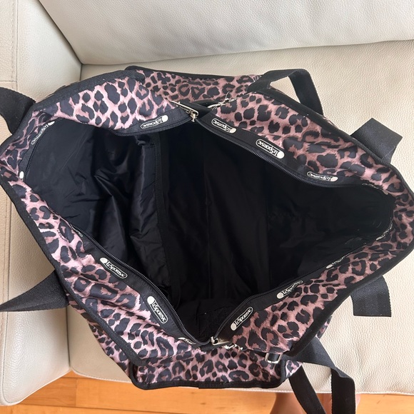 LeSportsac Bergen - Weekend Duffle bag - Picture 3 of 4